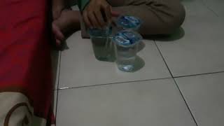 challenge tusuk minuman air putih😄😄