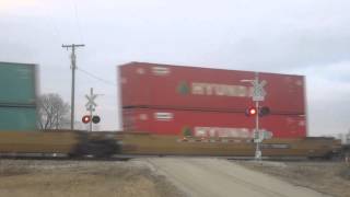 BNSF 7213 Meets BNSF 4690 in Verona, IL 2/9/13