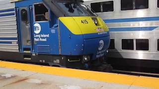 Oyster Bay Trains Meet at Mineola