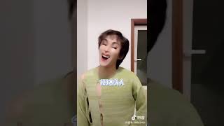 210114_TikTok-#戲精 放飛自我的特效 是不是有點傻｜左葉