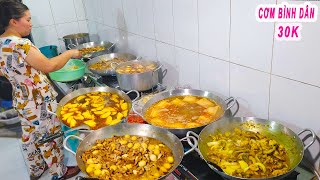 Cơm Trưa Sài Gòn 30K | Mắm Kho Cá Hú chấm rau ăn cực đỉnh