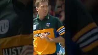 Vintage Glenn McGrath Bowls VVS Laxman With A Beauty | #SaturdaySeed