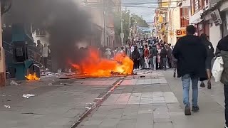 Σε πολιτικό αδιέξοδο το Περού - Χάος στους δρόμους της χώρας…