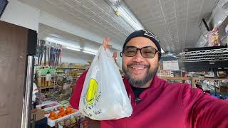 One of Philly's BEST Breakfast Sandwich - $4.50 Papi Store Deals (Philly Food Vlog style)