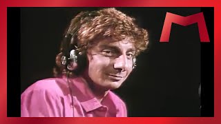 Barry Manilow - "Blue (feat. Sarah Vaughan)" from The Making of 2:00 AM Paradise Cafe