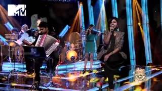 Nenjukulle from Mani Ratnam's Kadal performed by A R Rahman at MTV Unplugged !