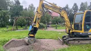 Köp Grävmaskin Abelco XC45 med tiltrotator och tillbehör på Klaravik