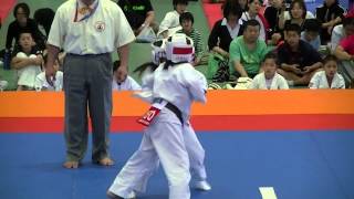 【極真館】小学4年女子軽量級の部決勝【2015春全日本】