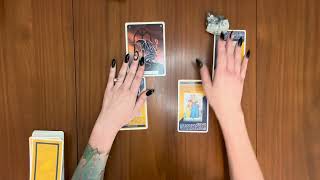 What makes you so magnetic? 😍🔥 Tarot pick a card reading