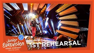 ITALY 🇮🇹 - EXCLUSIVE REHEARSAL FOOTAGE - MARIA ISIDE FIORE - SCELGO - JUNIOR EUROVISION 2017