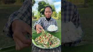 ញាំផ្កាស្តៅសាច់មាន់ Chhom Sreypach