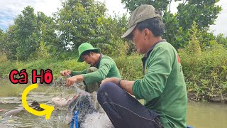 Không Ngờ Thả Một Tay Lưới Cá Dính Khủng Khiếp Như Thế Này...#43