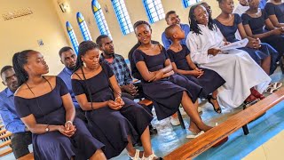 URAHIRWA WOWE WEMEYE performed by Lumen Mundo choir(official lyrics video)produced by hendlina pro