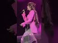 王心凌演唱會live現場甜蜜互動