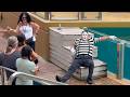 Must-See Hilarious Tom the Mime at SeaWorld Orlando!