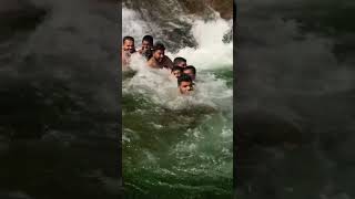 කොල්ලෝ කියන්නේ ආතල්ම තමා ❤️ #vlogsinceylon #boys #funny #trending #youtubeshorts #water #srilanka