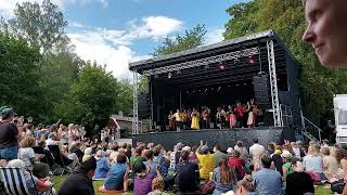 BirkaFolk live på Korröfestivalens stora scen 2024