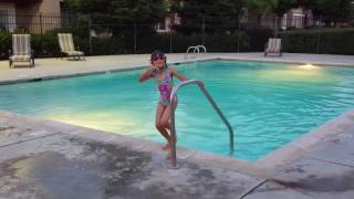 Ainah Gwen Jumping in the Pool | 06.02.2016