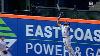 CHC@NYM: Heyward makes a jumping grab at the wall