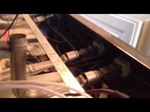 DIY - How to Repair AMANA RANAGE TOP when Ignitors will not Spark DIY - How to Repair AMANA RANAGE TOP when Ignitors will not Spark