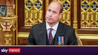 Prince William pays tribute to the Queen