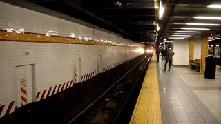 R32 3548 southbound (C) train enters 14th Street