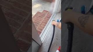 How to clean the tracks of your sliding doors