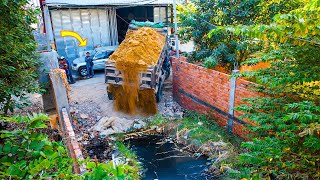 First Start a Perfect New Project! Landfill Delete Garbage by Bulldozer \u0026 5Ton Truck Pushing Soil