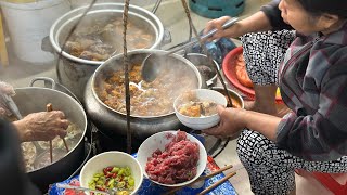 Top những món nên thử khi đến Huế | 3n2d ở Huế thì ăn gì?