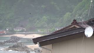 20230506　快速海里新潟行き　桑川駅特急いなほ通過