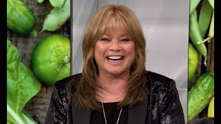 Dishing on ‘Family Food Showdown’ with Valerie Bertinelli | New York Live TV