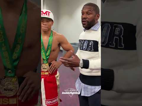 Floyd Mayweather Celebrates Backstage With Curmel Moton After Curmel's ...