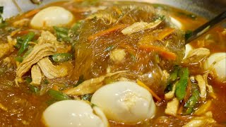 How To Cook Chicken Sotanghon Soup (Filipino Recipe)