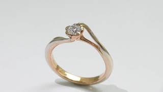 杢目金屋　婚約指輪「桜一輪」Unique japanese engagement ring Sakura-Ichirin