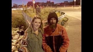 This Homeless Man Saves Young Lady Stranded on Highway With His Last $20