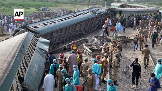 Dozens killed in Pakistan train derailment