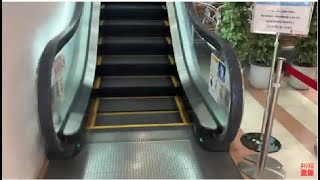 【フジテック】1X エスカレーター　東久留米ショッピングセンタークルネ 1X escalator Higashi-Kurume shopping center KURUNE Tokyo Japan