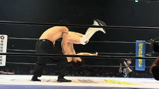 MAOがうまさを見せて腕の取り合いで見せると同時に軽やかに起き上がる DDT「WRESTLE PETER PAN 2024」2024年7月21日