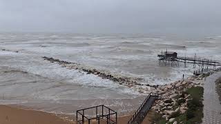 L'ondata di maltempo sulla costa adriatica a Termoli