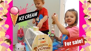 Melissa \u0026 Doug Ice Cream Shop in Our Living Room - Pretend Play