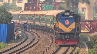 Rajshahi to Dhaka Silkcity Express Train || Bangladeshi Broad gauge Diesel Train