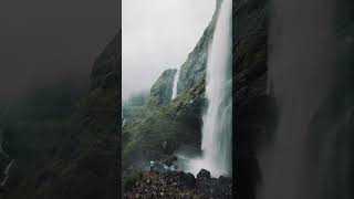 Lingya ghat waterfall 😍 #waterfall #monsoon #maharashtra #ytshorts #trendingshorts #hiddenwaterfall