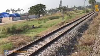 Why Stones are used alongside Railway Tracks || రైలు పట్టాల కింద రాళ్లు ఎందుకు ఉంటాయి