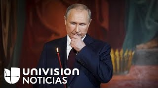 ¿Qué le pasa a Putin en la mano? Videos del presidente ruso aumentan los rumores de una posible enfe