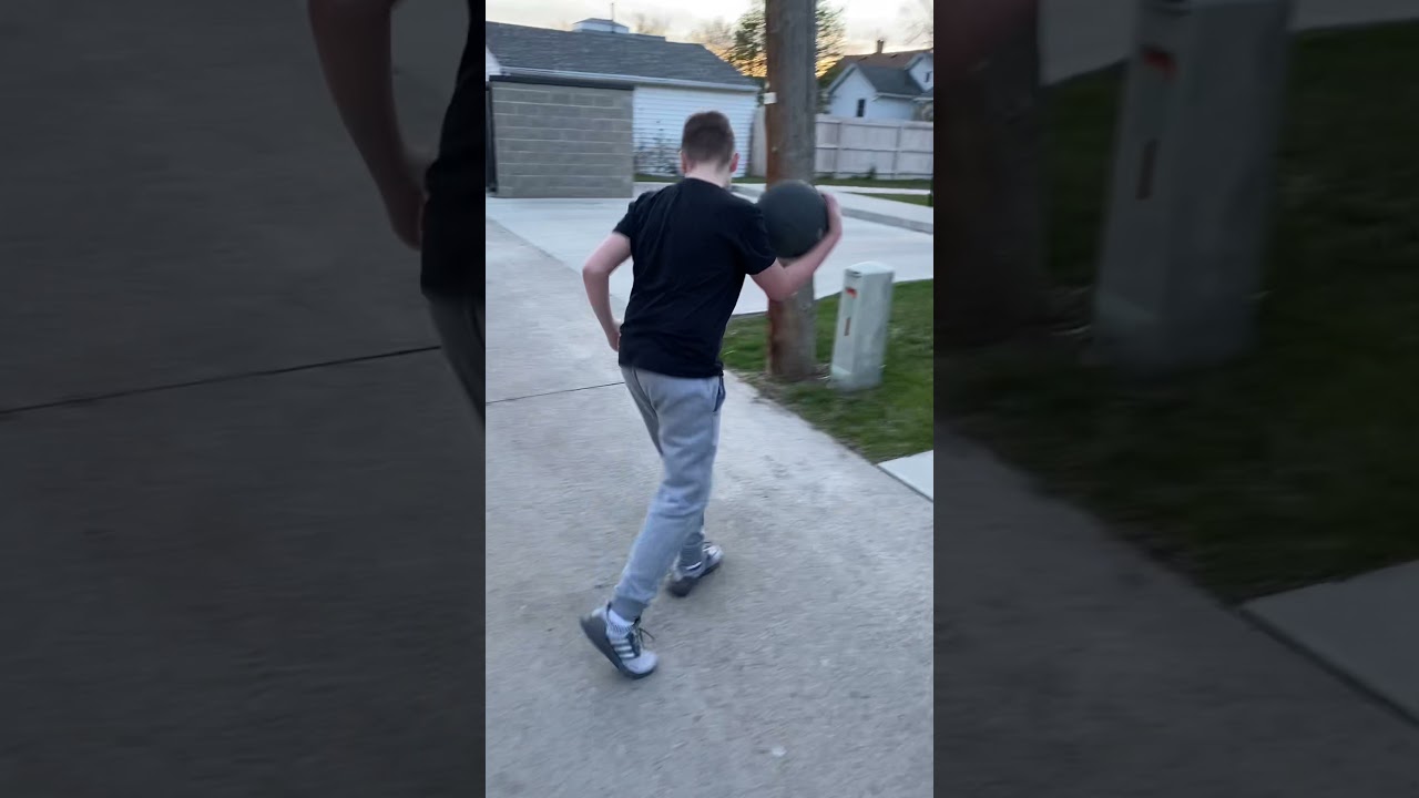 Tall Kid Gets Beat By Midget - YouTube