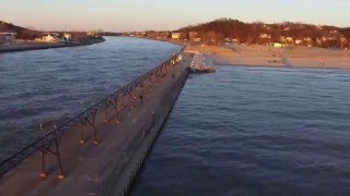 Grand Haven Pier (Michigan)