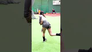 大谷翔平 を真似したら新魔球ギャルスラなやつ                            【Shohei Ohtani】ドジャース ホームラン  #shorts #tiktok #viral