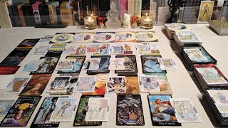 【tarot】隨緣傳訊 | 曾经过度付出的你遭遇过恩将仇报，你在学会建立边界和接受别人自发的感恩。不把过往当作失败，而是在学习菩萨的“亦无无明尽”。做自己喜欢的事情，只要中正。