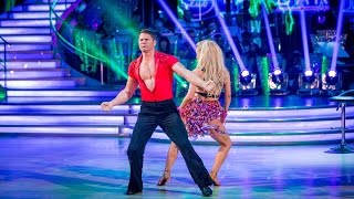 Steve Backshall & Ola Salsa to ‘Jump in the Line’ - Strictly Come Dancing: 2014 - BBC One