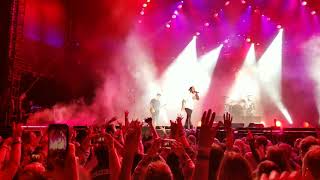 Fall Out Boy - Saturday (live) @ Wrigley Field, Chicago #MANIATour
